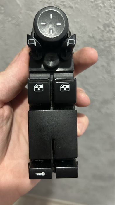 Блок стеклоподъемников приора 1