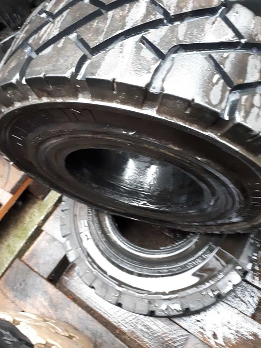 Anvelope pline SH 18x7-8 pentru stivuitoare