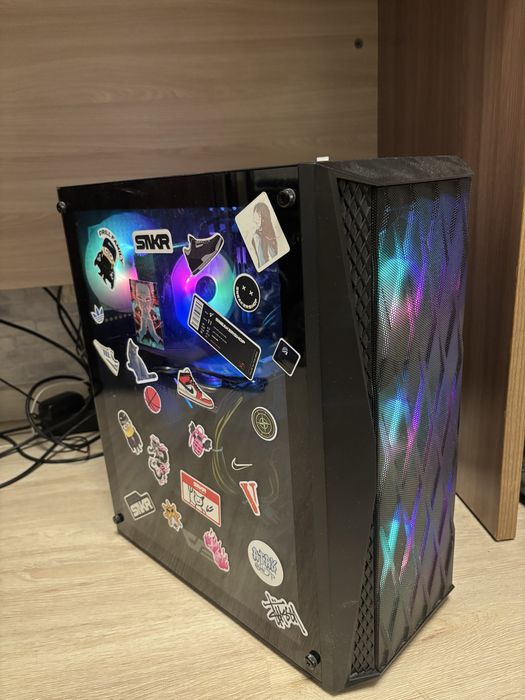 продам компьютер в отличном состояний