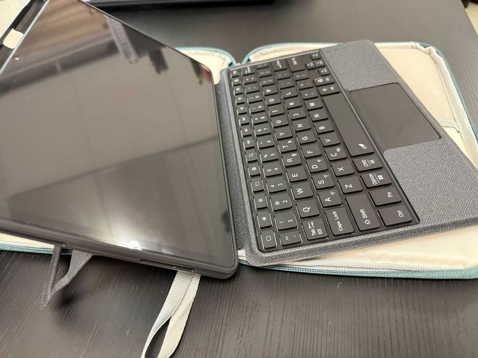 Tableta LENOVO Tab M11 | Pen, Husa + Geanta de Transport