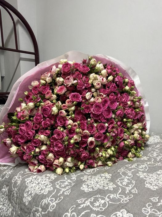 Огромный букет цветов