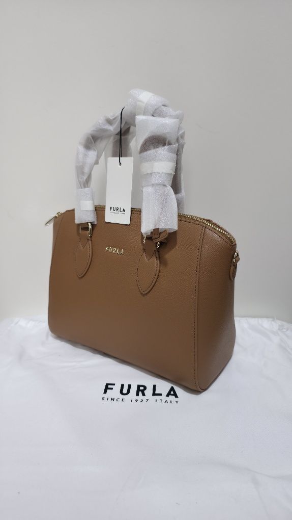 Дамска чанта FURLA