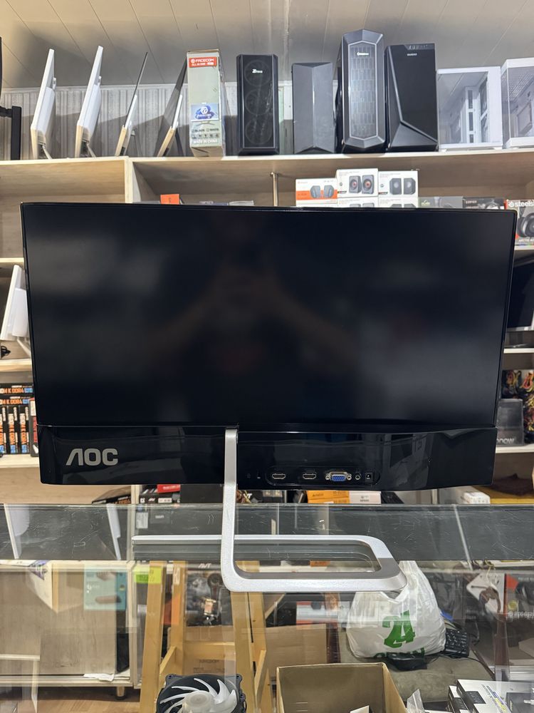 AOC 24" Flat Monitor Holati ideal Monitor 2 ta bor