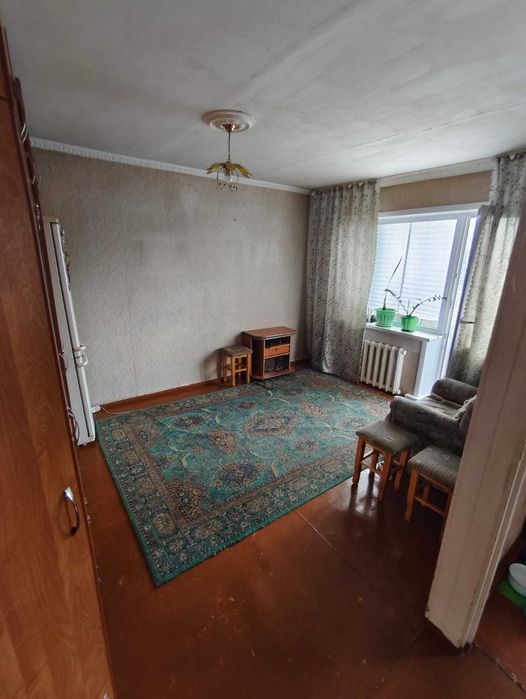 4х комнатную квартиру в 19 мкрн