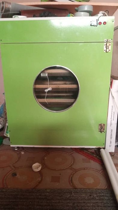 Inkubator sotiladi 1000 ta tuxumli