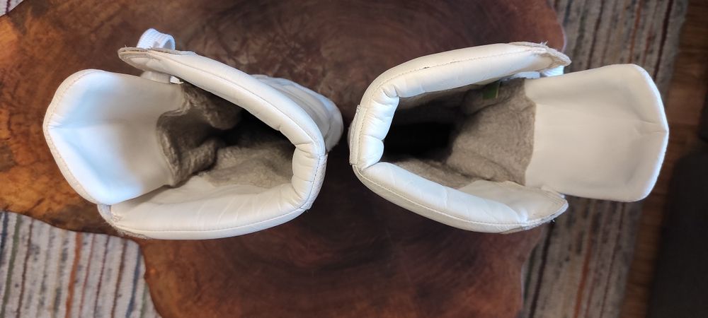 Бели кожени ботуши Timberland 37.5