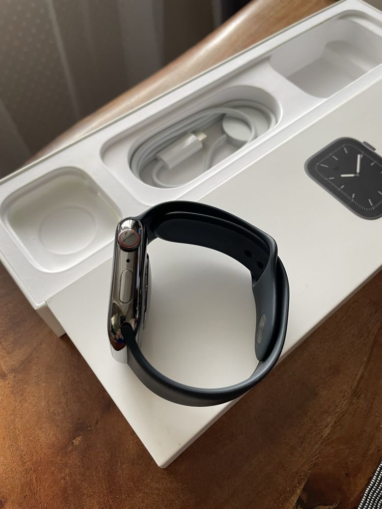 Apple watch 7 45mm Stainless steel LTE