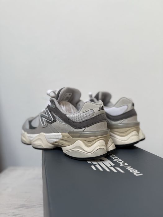 Маратонки New Balance 9060 37 номер (22,5 см ) Оригинални !