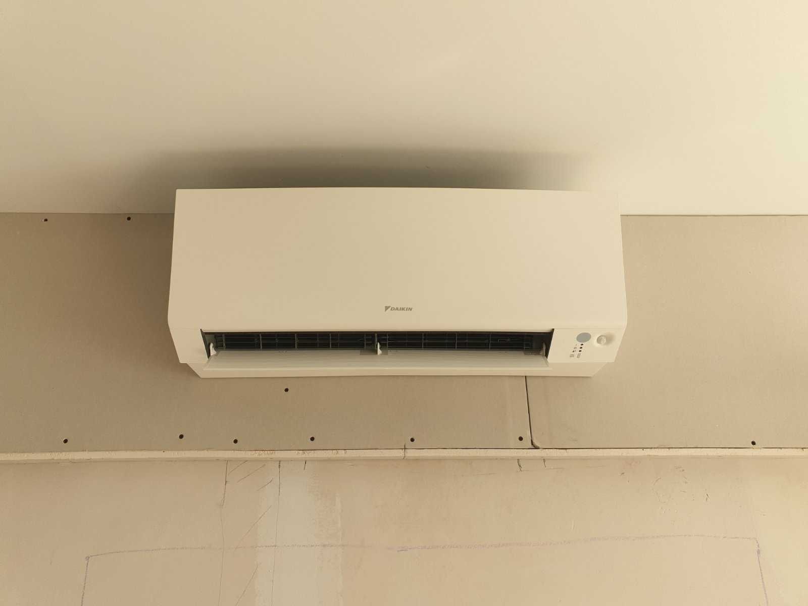 Хиперинверторен климатик Daikin FTXM25R/RXM25R, Perfera, 9000 BTU A+++