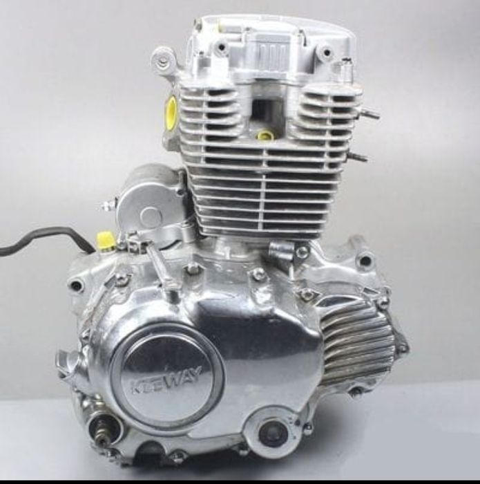 Vând motor de 125 cc 157FMI compatibil cu mai multe motociclete