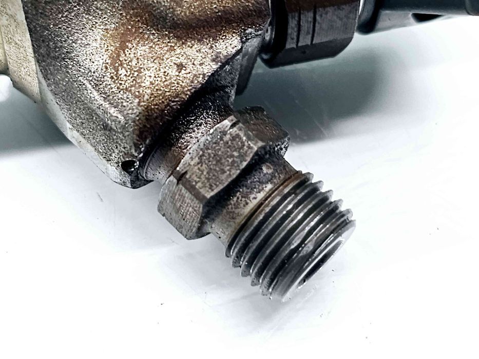 Injector  Volkswagen Caddy IV Van (SAA, SAH) [Fabr 2015-2024]04L130277