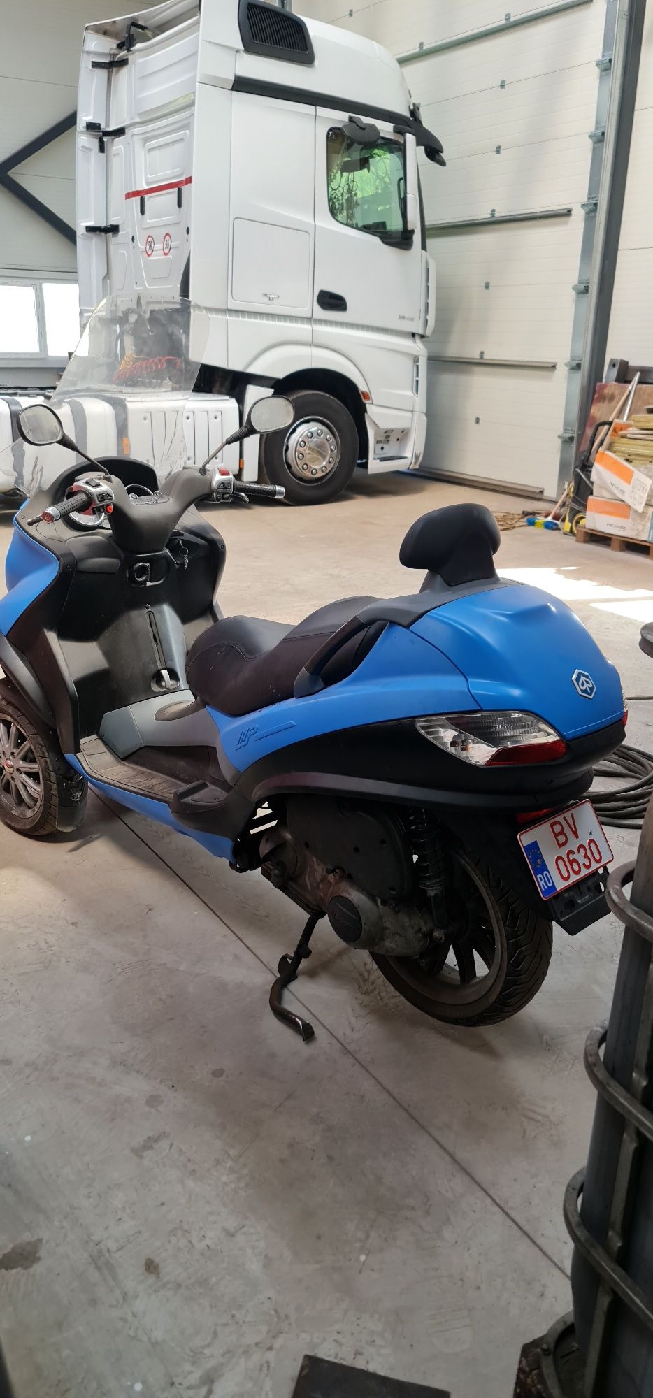Vand Piaggio mp3 250cmc cat A