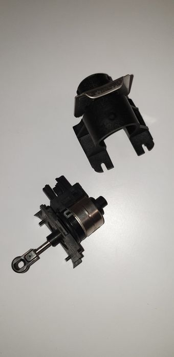 Servomotor motor vana 3 cai Centrala Viessmann Vitopend 100 model WH1D