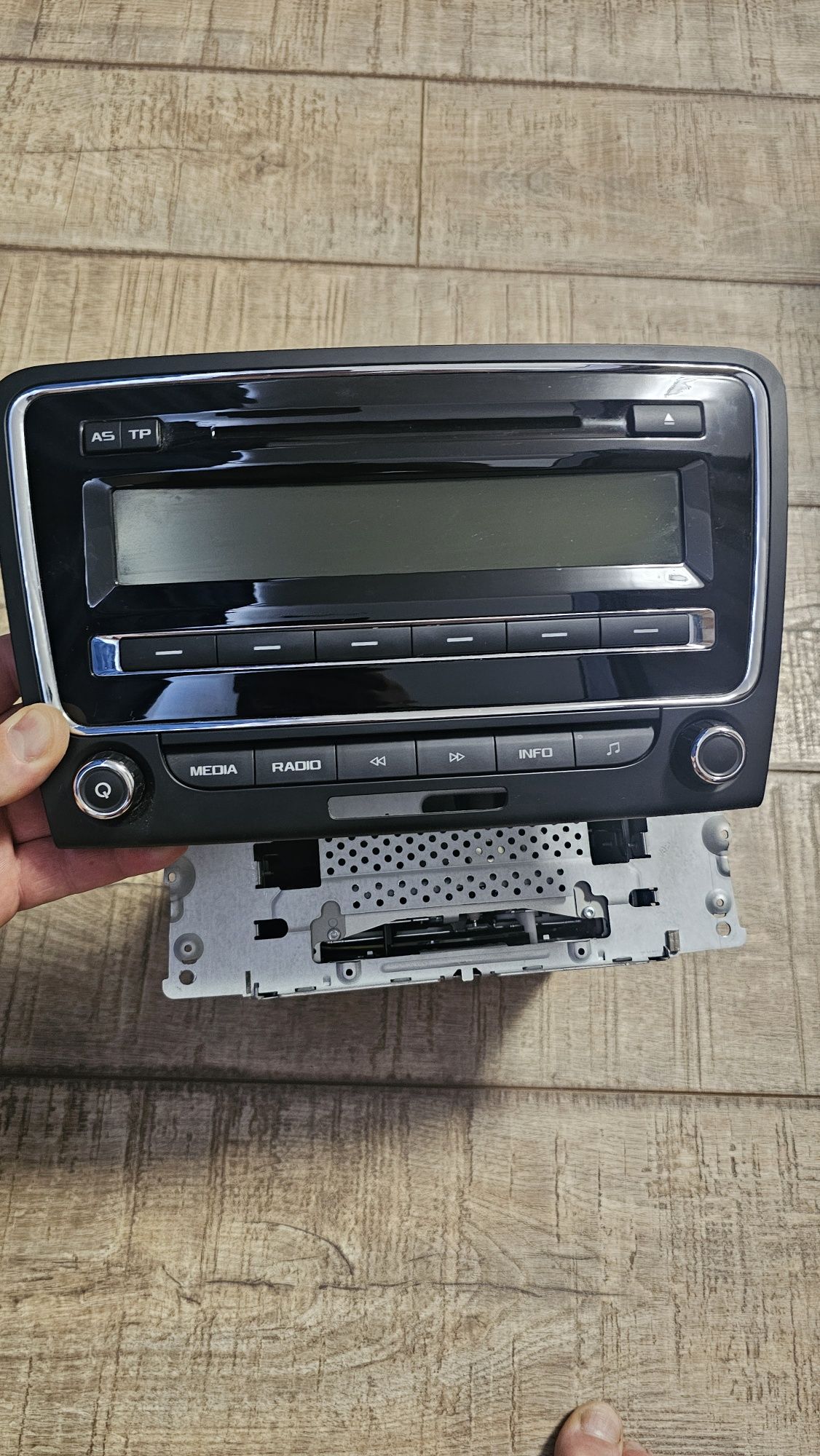 Radio CD Player Swing Skoda Superb 2