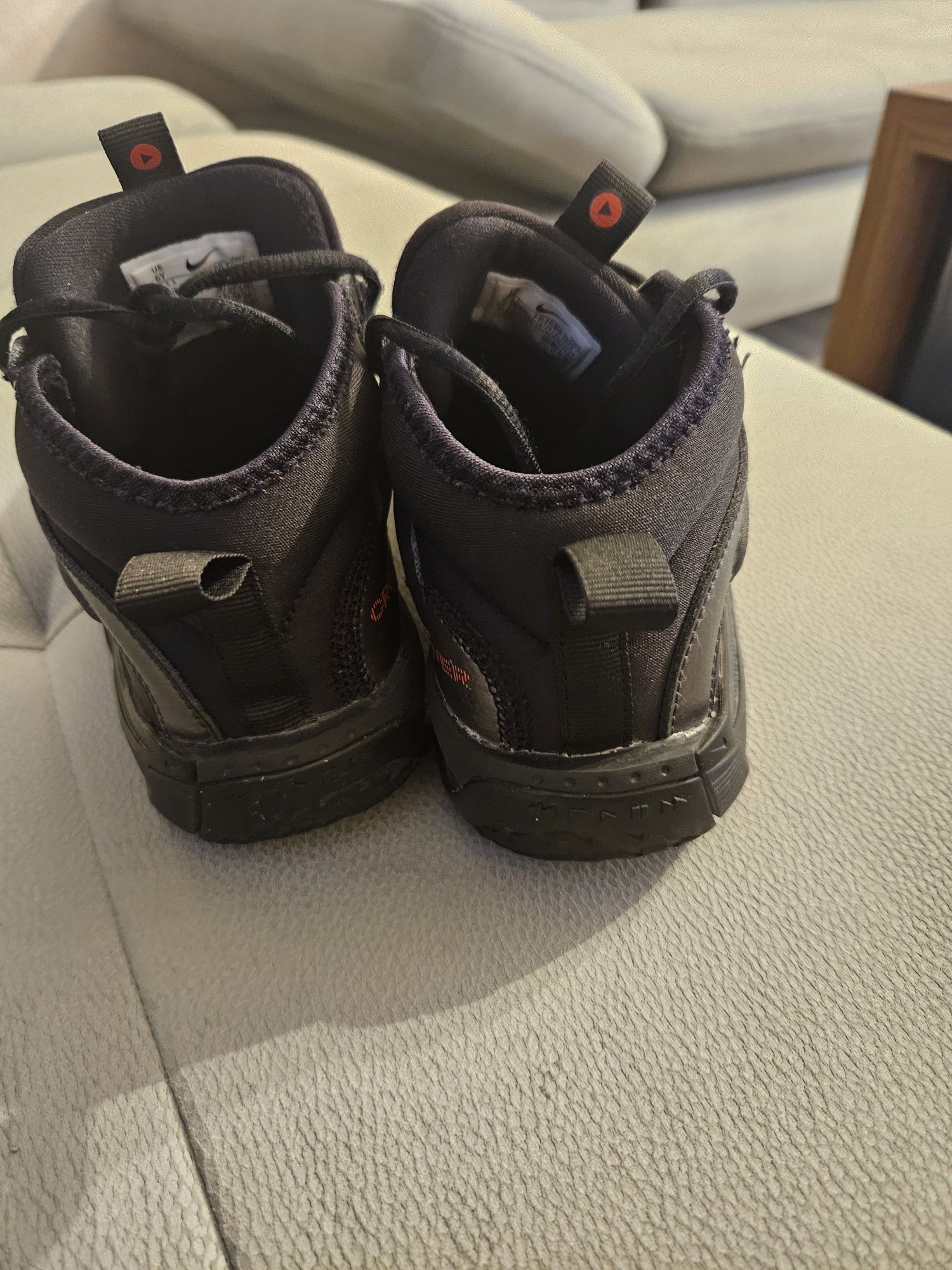 маратонки Nike 38.5