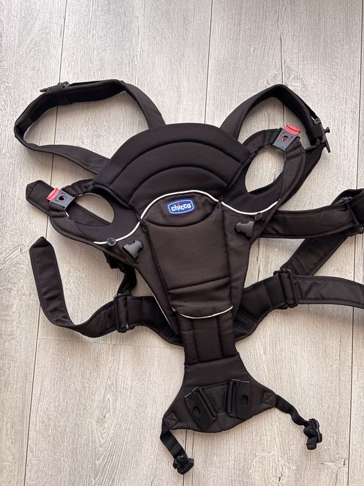 Marsupiu ergonomic Chicco You&Me negru