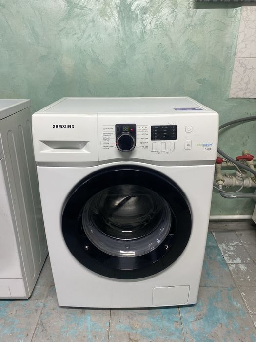 Продам стиральную машину samsung