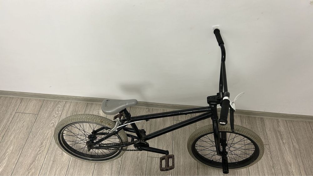 Vand bicicleta BMX