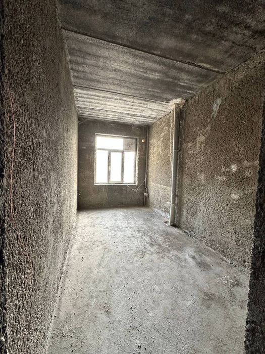 Срочно продаётся 3х -комнатная квартира коробка