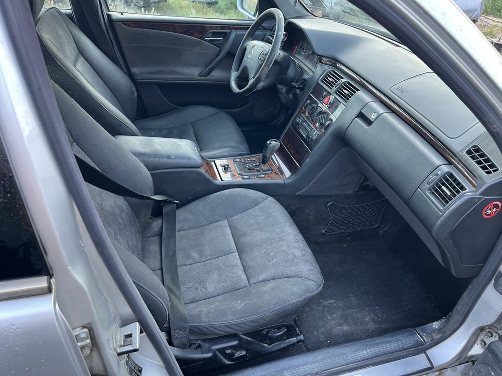 Mercedes W210 Facelift 2001г – 2.2 CDI – НА ЧАСТИ, БЕЗ РЪЖДА