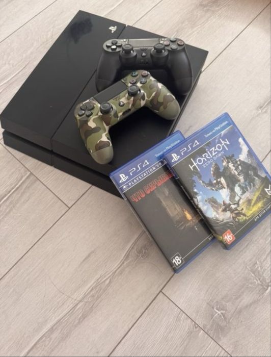 Sony PlayStation 4