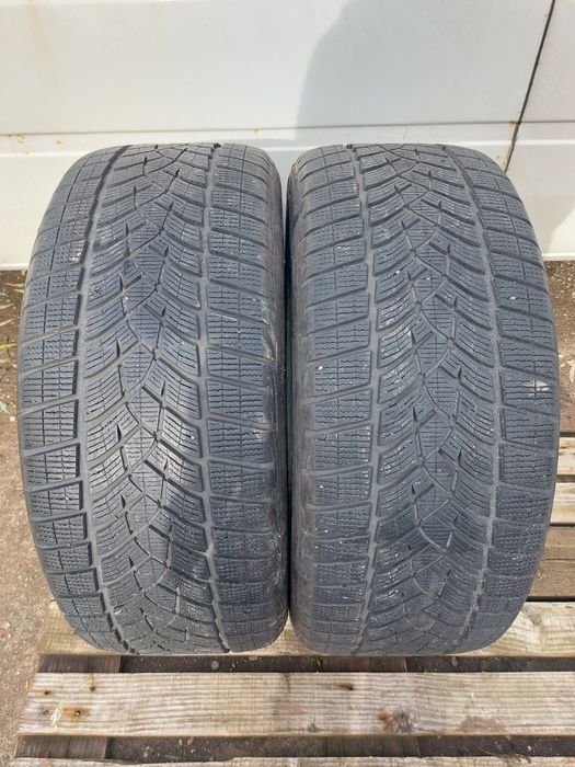 Cauciucuri 275 45 21 Goodyear M+S iarnă dot 2016-17 preț 480lei ambele