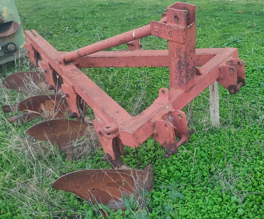 Плуг за ЮМЗ  4х25