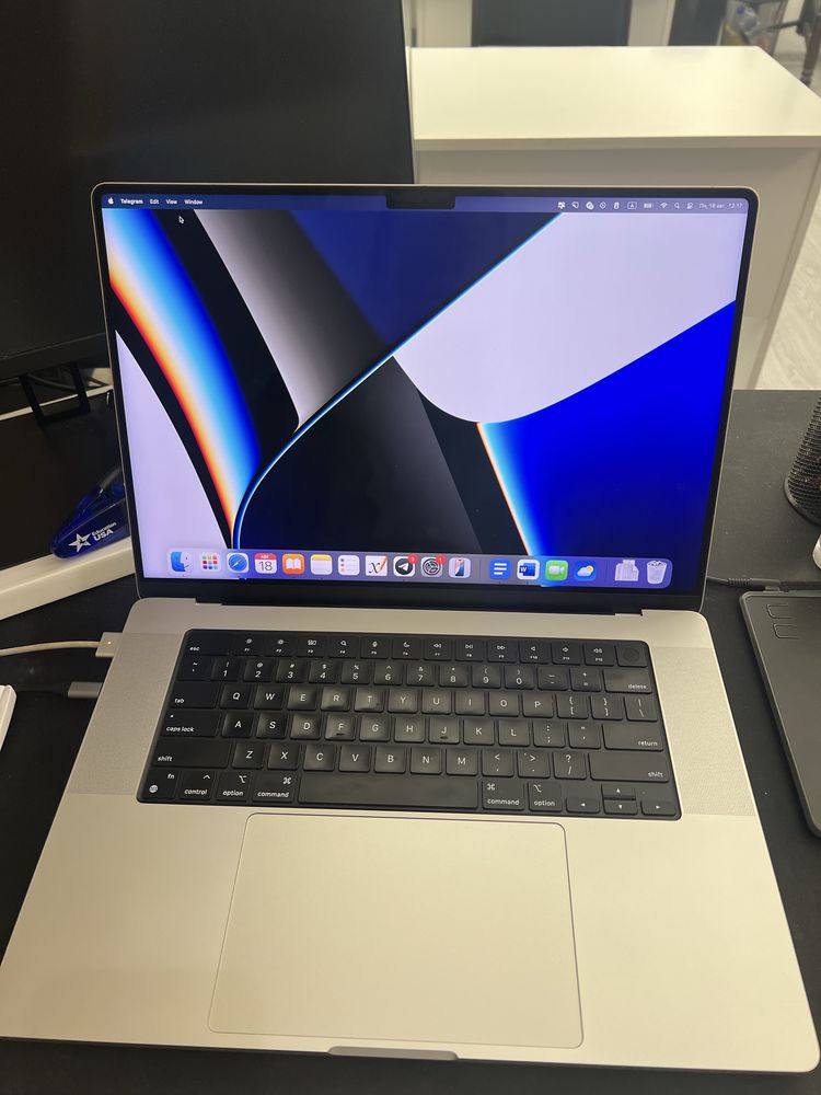 16 inch Macbook M1 Pro Silver 16/512Gb