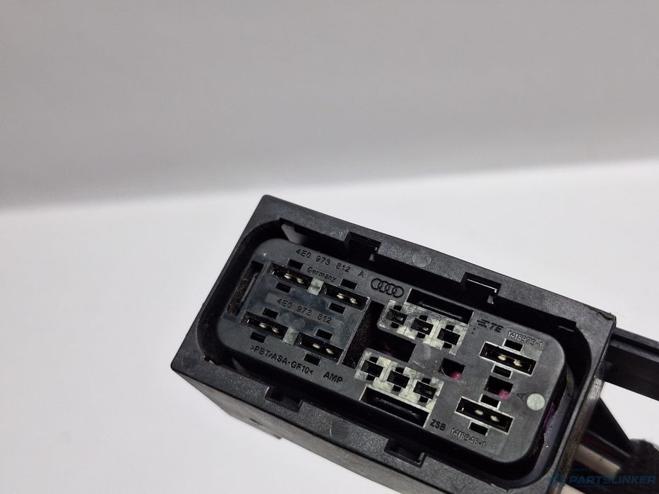 Mufa conector ECU AUDI A4 IV Avant (8K5, B8) [ 2007 - 2015 ] TDI (CJCD