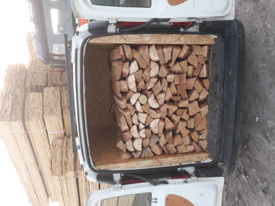 Vînd lemn de foc de calitate