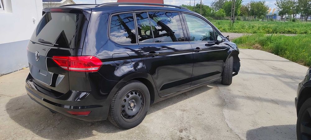 Dezmembrez Touran 2 II 2016-prezent 2.0 TDI 150 cp DFEA cv QFZ LC9X