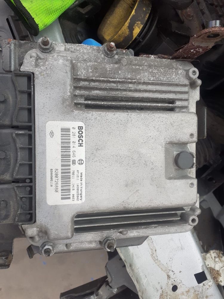 Calculator motor ECU Renault laguna 2.0 dci 150cp