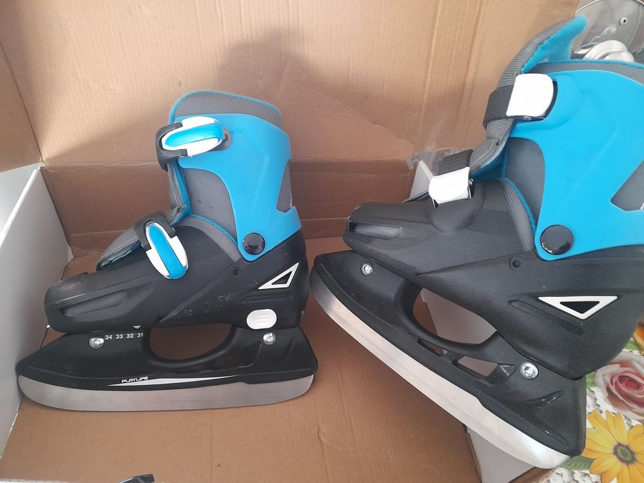 Patine noi marimea 34