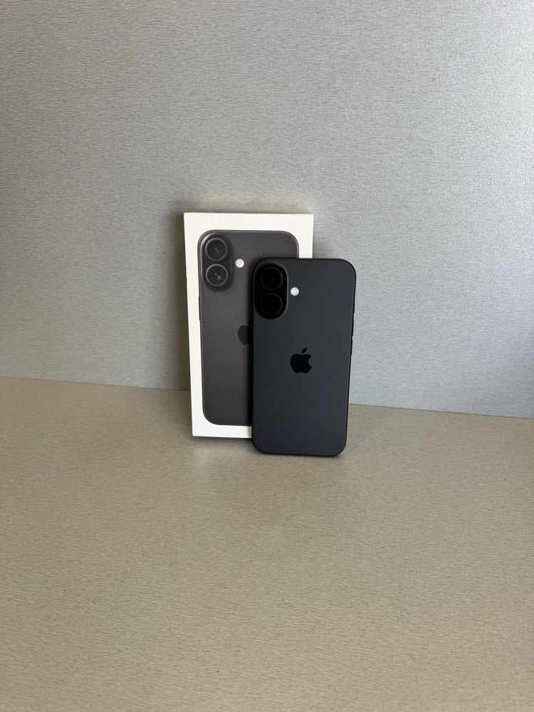 Продавам iPhone 16 на 7 цикъла