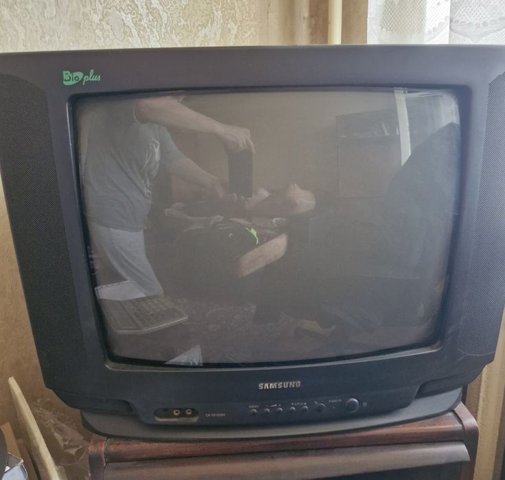 Продам телевизор Samsung