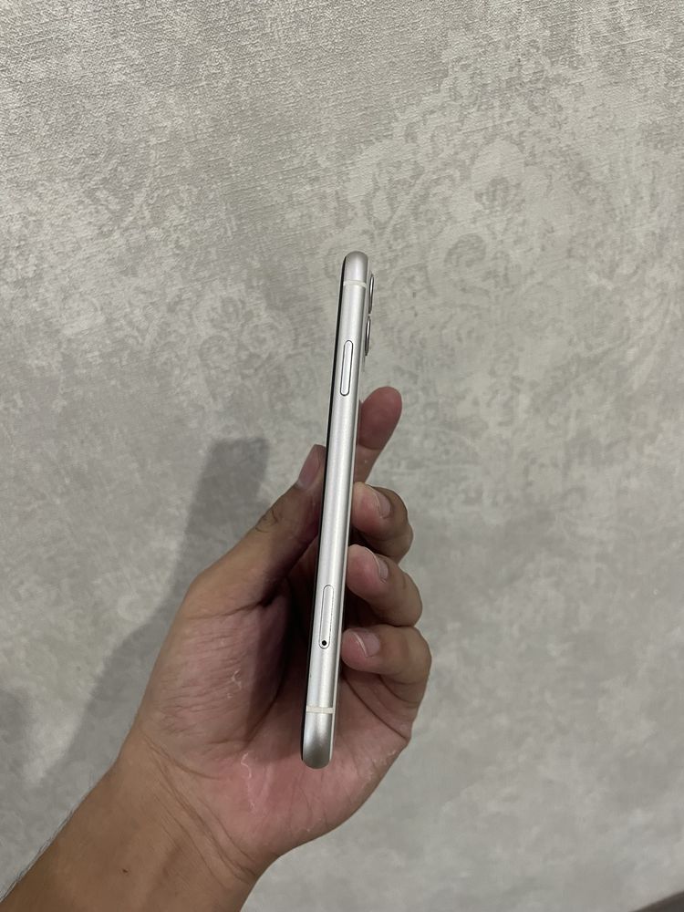 Iphone 11 64gb ideal