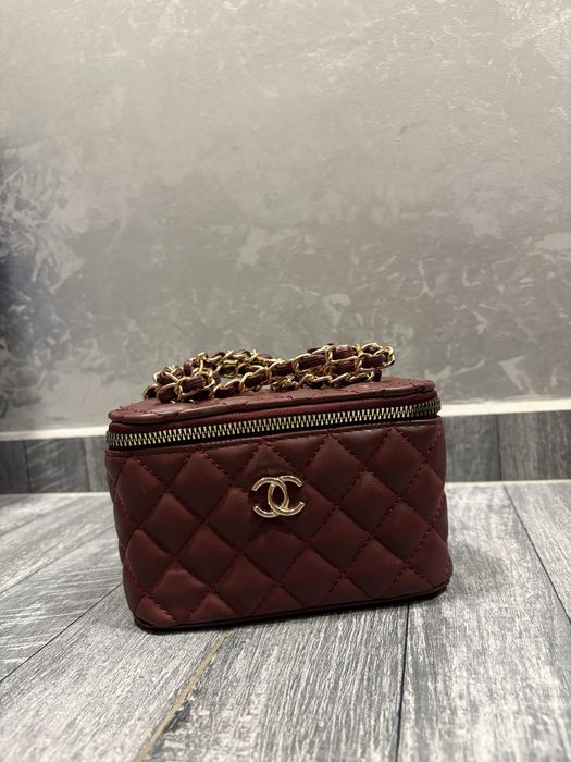 Дамски чанти Chanel, Pinko, Gucci