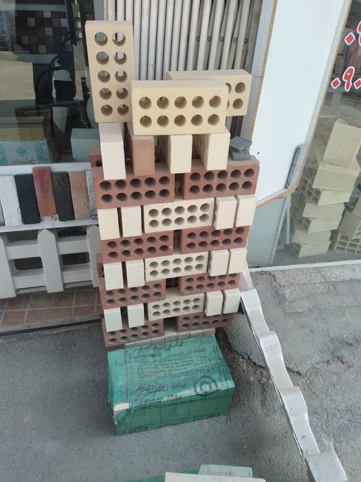 Гишт завод сотилади, барча жихозлари билан