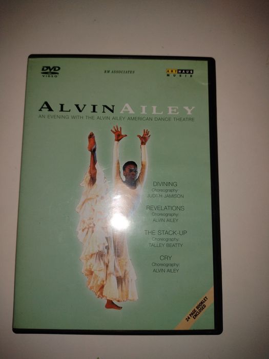 DVD originale de balet. Istoria Dansului și a Teatrului Mondial