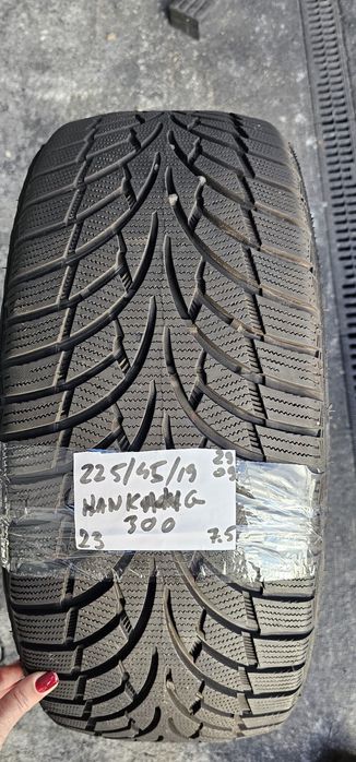 225 45 R 19 Nankang iarna o buc