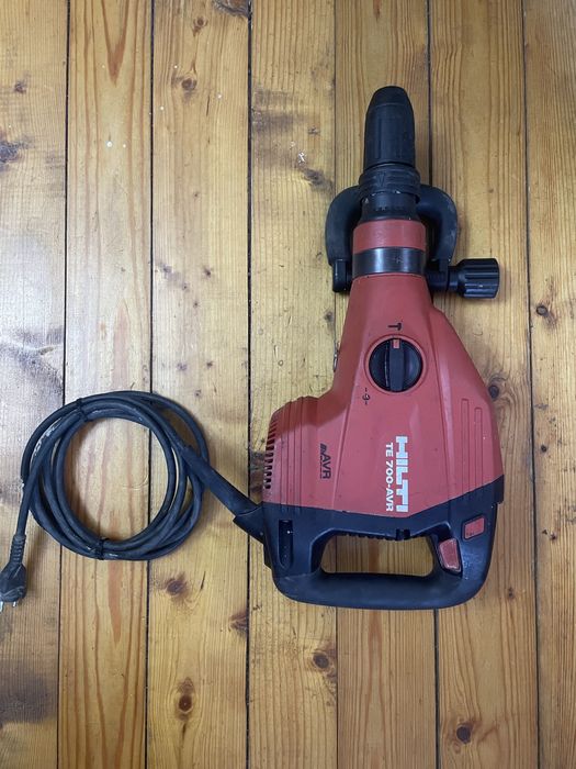 HILTI TE 700-AVR Ciocan demolator pikamer picamer