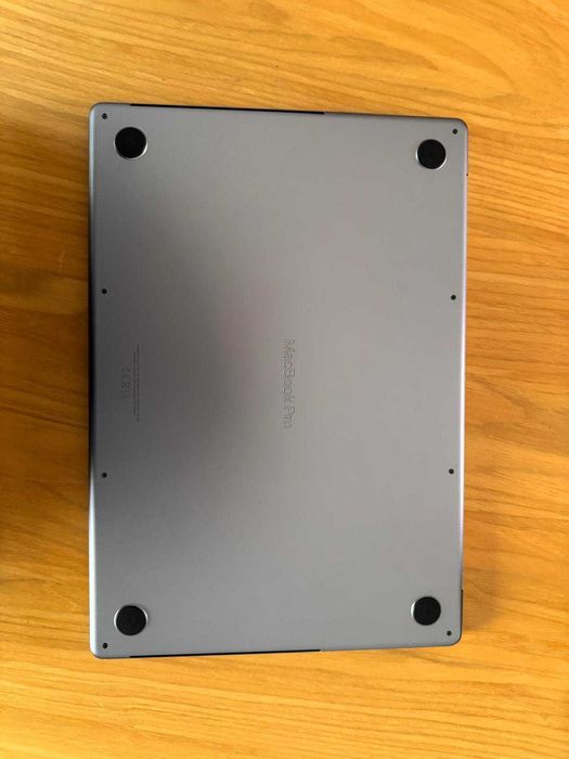 MacBook Pro 16” M1 Pro (2021 –512GB SSD, Space Grey, factura eMAG