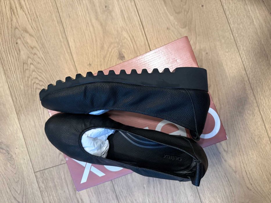 Ортопедични обувки Аеtrex  Brianna Slip On Black, номер 42, отлични