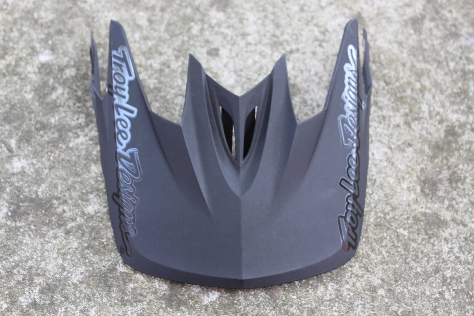 Troy Lee Design's D3 Mono Black visor