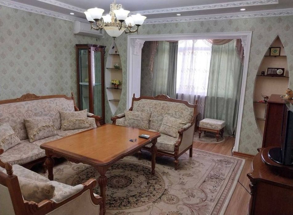 Срочно Продаётся Ц2 2/7/9 с мебелью техникой ремонт хороший !