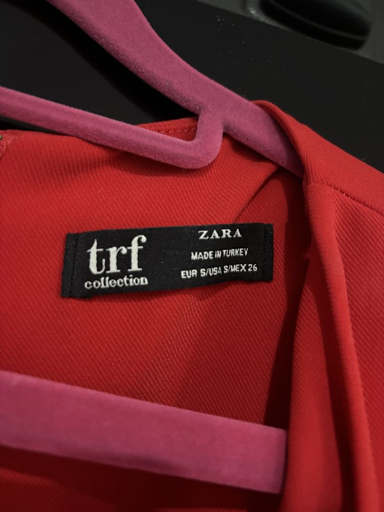Дамска червена рокля Zara
