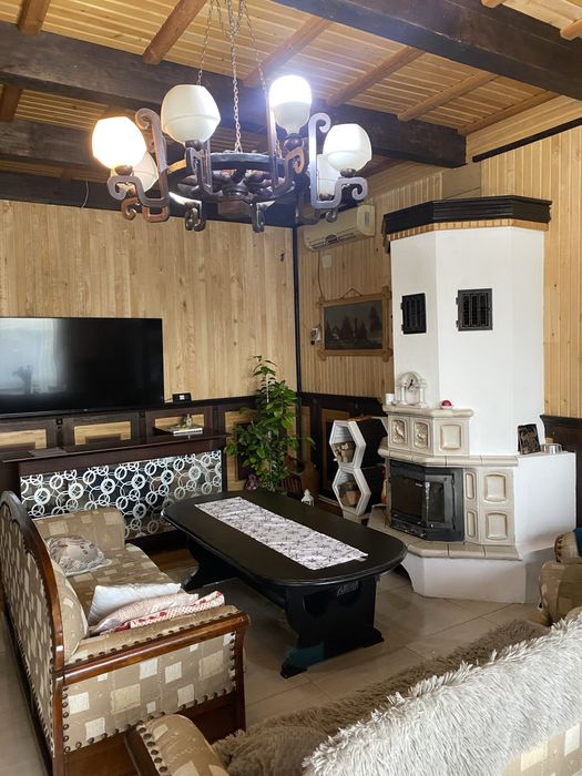 Vand casa la cheie dotata si mobilata in com Hinova