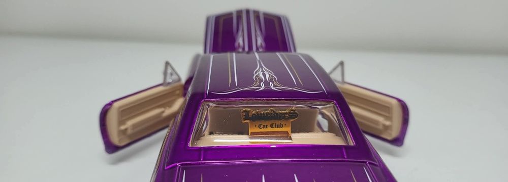 Machetă Buick Riviera 1965 1/26 Maisto