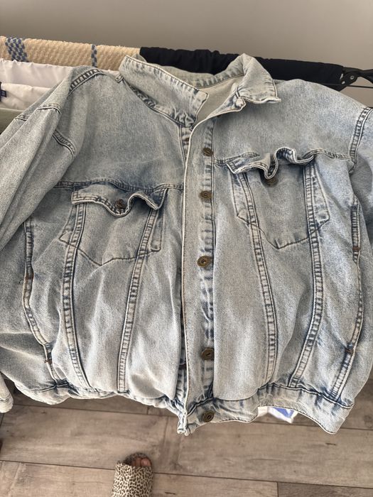 Джинсовая куртка