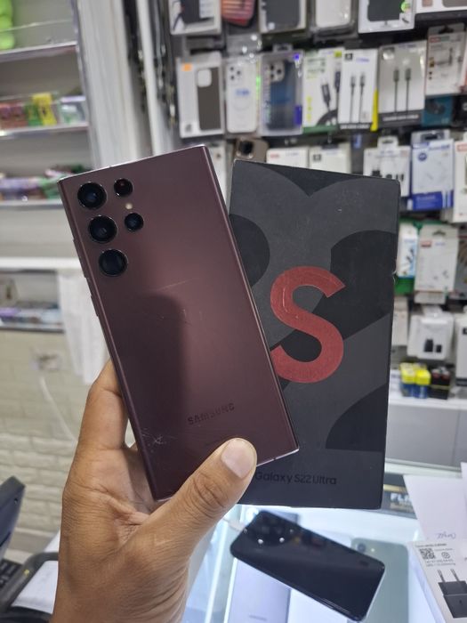 Samsung Galaxy S22 Ultra 5G Vietnam 12/256 Gb